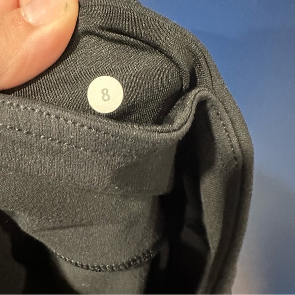Lululemon Black Leggings Size 8 - Picture 10 of 10